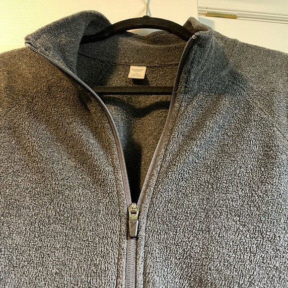 Old Navy active wear zipper fleece sweater. - Picture 2 of 7